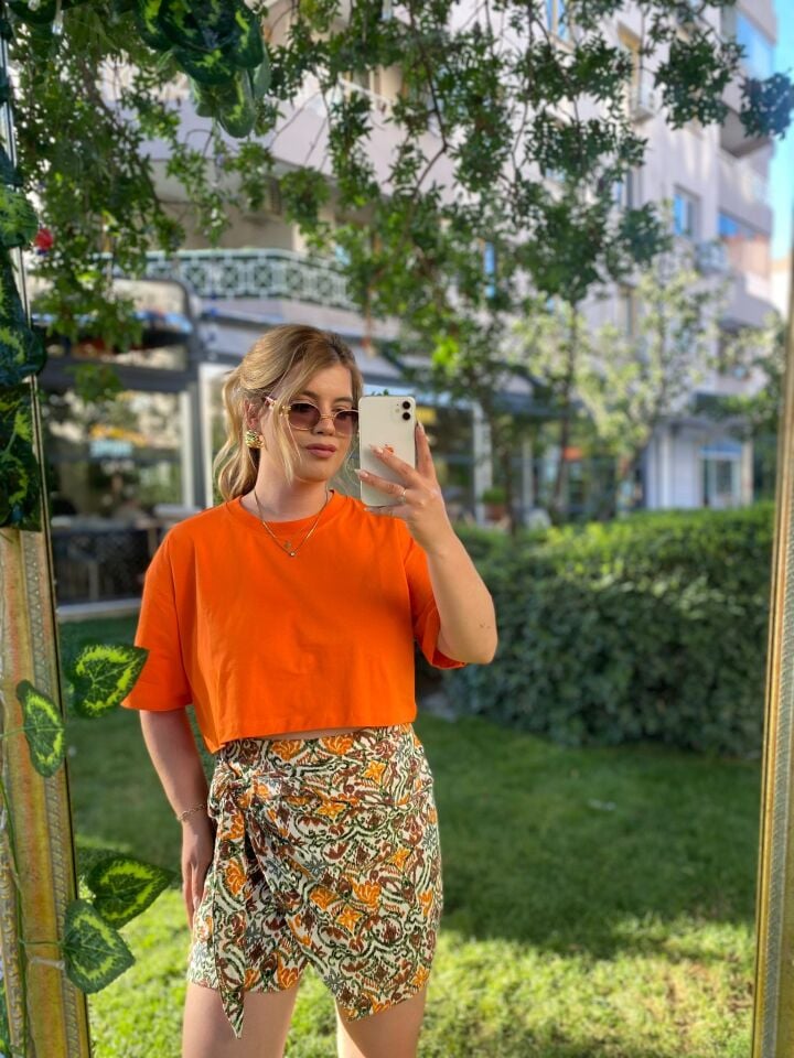 Turuncu Crop Tshirt